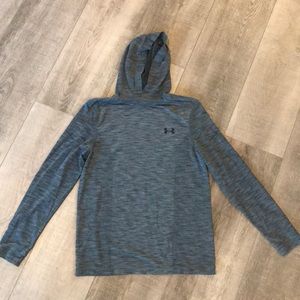 Under Armour hooded long sleeve shirt